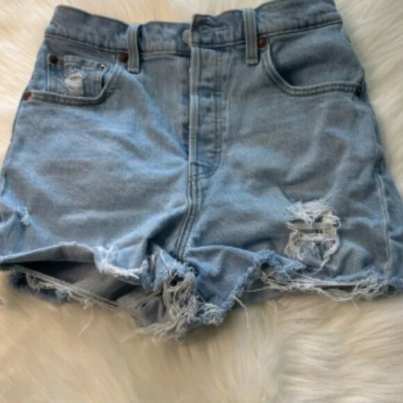 Levi's Light Blue Distressed Ribcage Jean Shorts - Picture 1 of 4